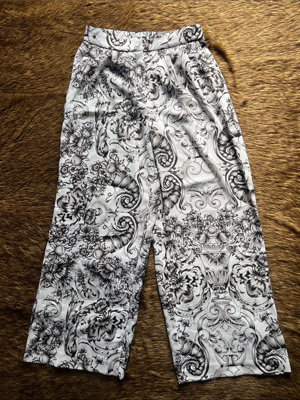 NWT Express Wide Leg High Rise Pant